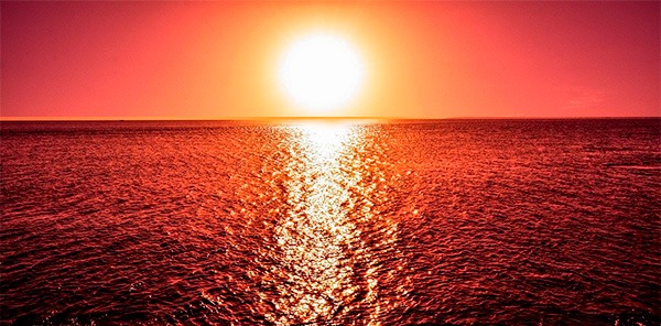 закат солнца на море